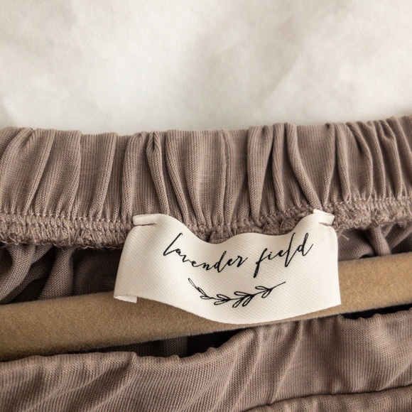 Over the Shoulder Top - Picture 2 of 2